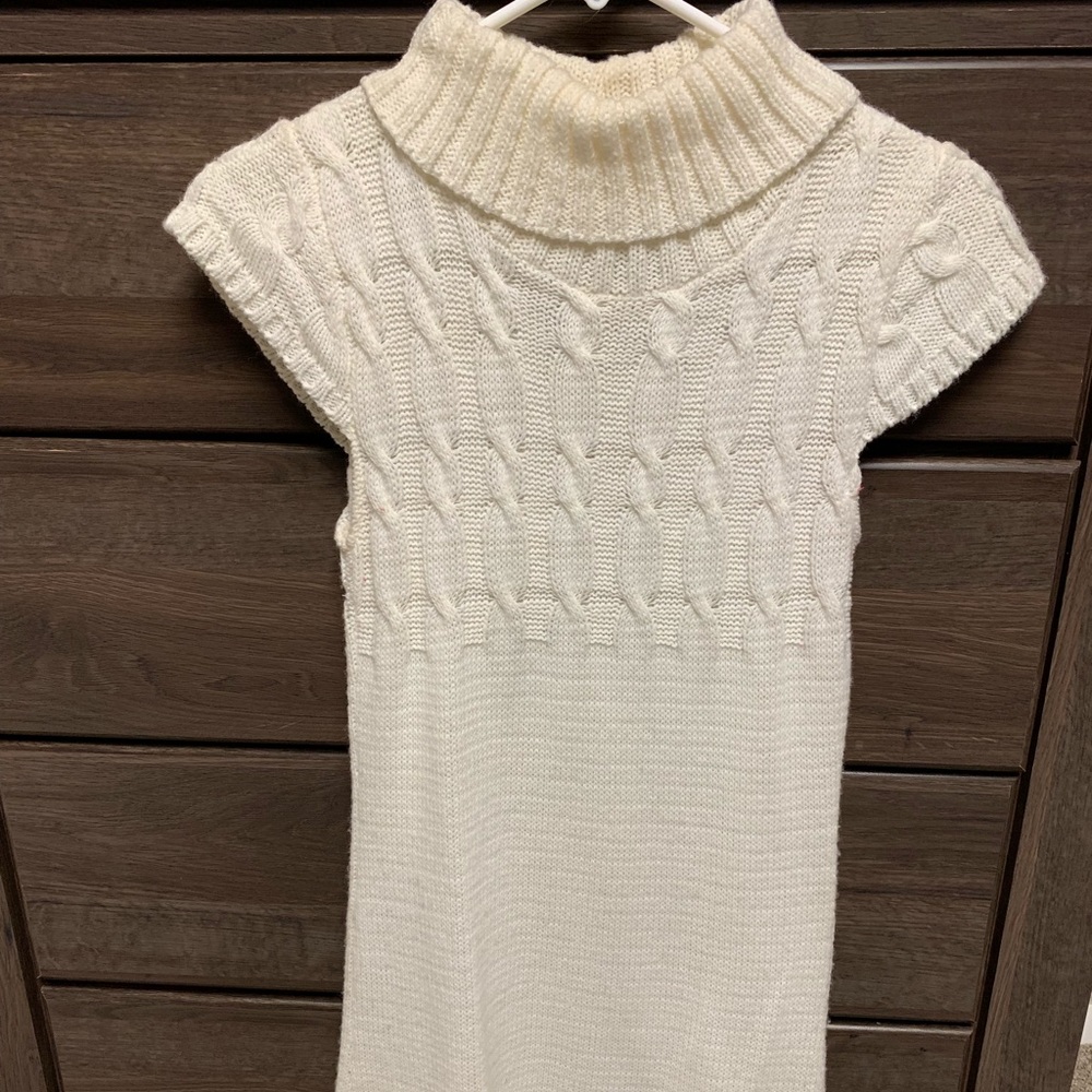 Small Short-Sleeve White Sweater Dress